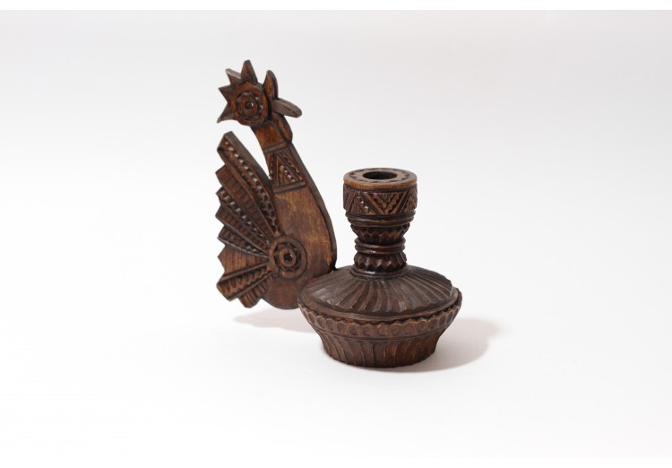 Sfeşnic cu coadă sculptat